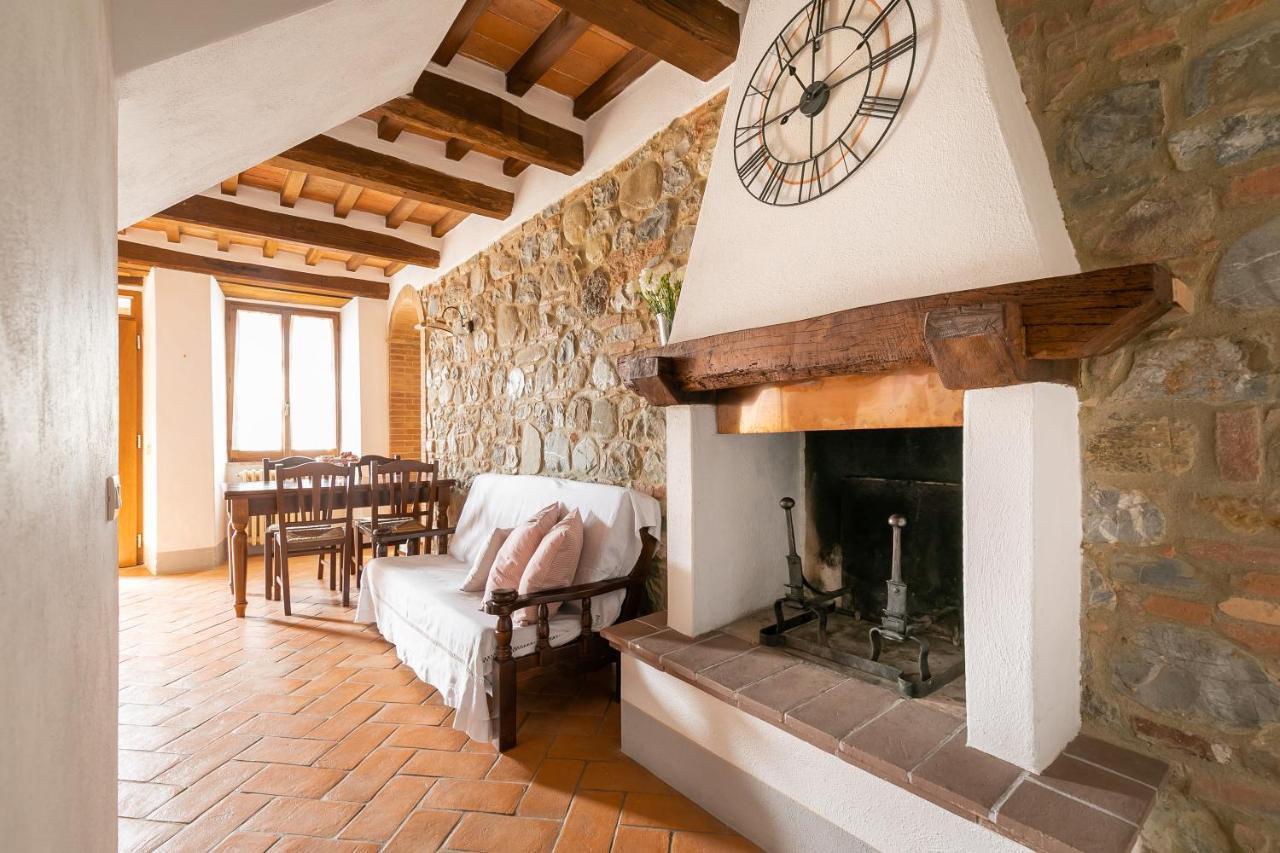 Noi2+2 Vacanze - App. Andrea Contignano Extérieur photo